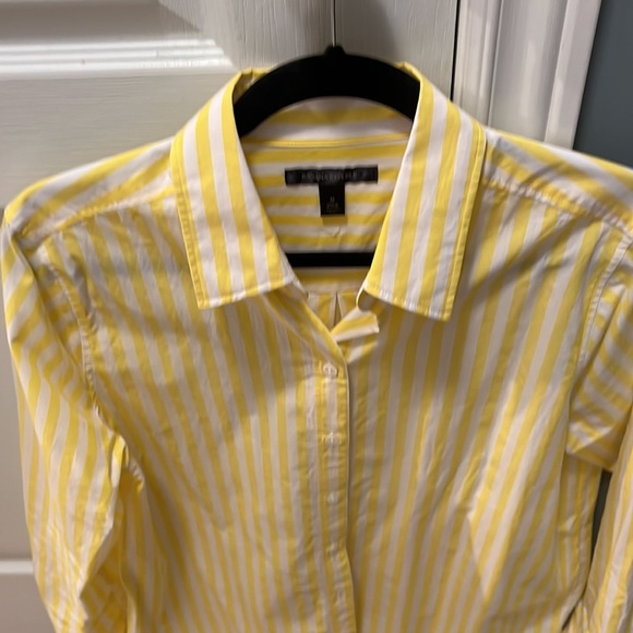 Banana Republic shirt - Picture 2 of 5